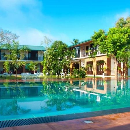 Gamodh Citadel Resort Holambra Exterior foto